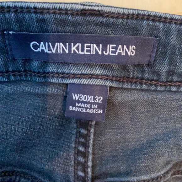 CALVIN KLEIN Skinny Jeans - Picture 6 of 11